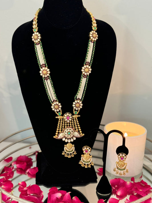 Long Antique Gold Plated Necklace Set with Kundan Brooches and Pearls