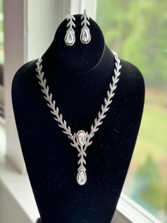 Silver AD Long Necklace Set