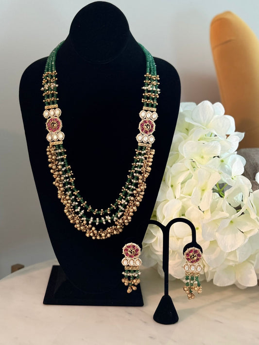 Designer Long Layered Green and Golden Beads Necklace Set with Kundan Brooches